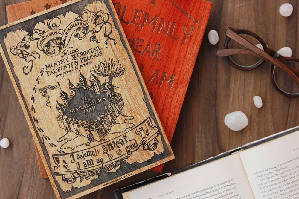 Navigate the passages of Hogwarts with Marauder's Map