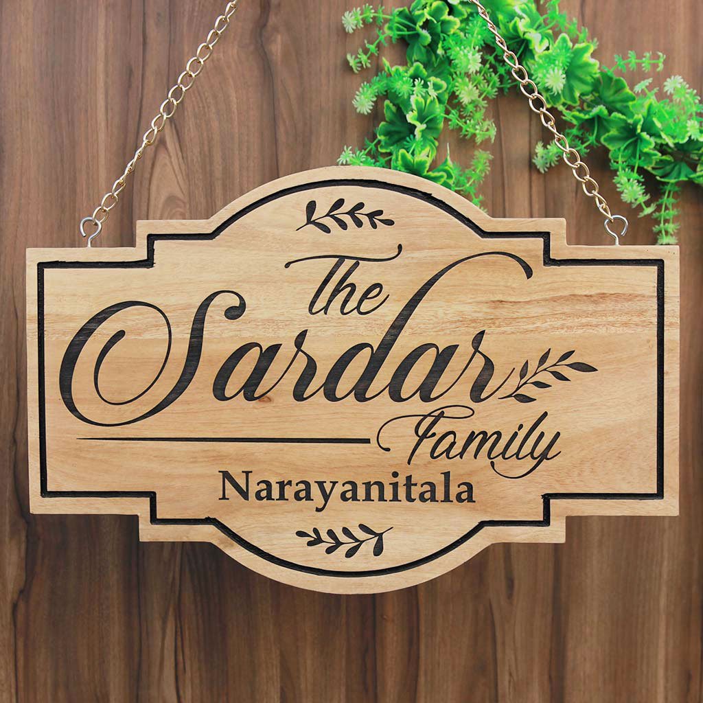 Wooden Family Name Signs - Personalised Signs - Wooden House Signs - Wooden Signs for Home - Woodgeek Store