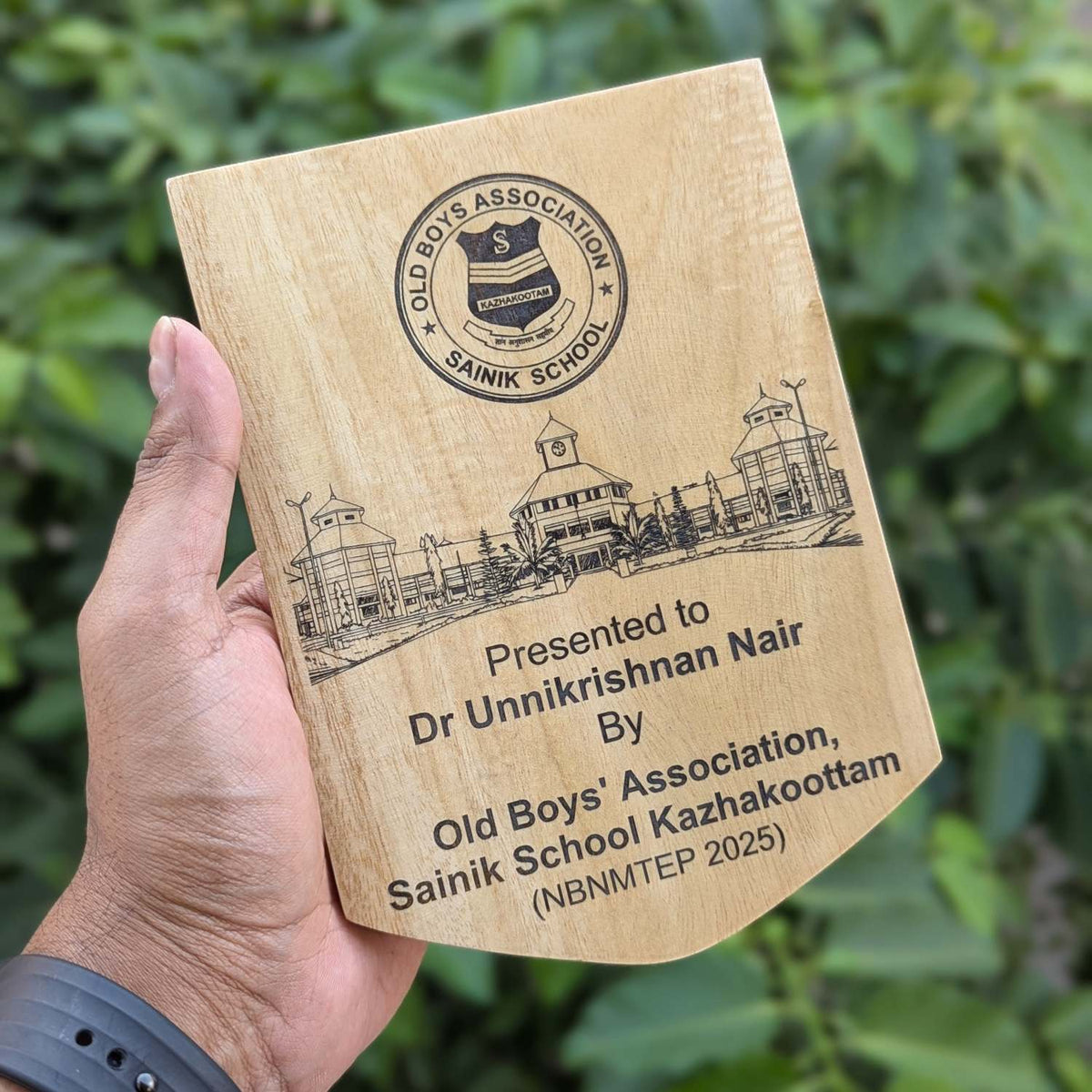 The Alumni Legacy Wood Shield Memento | Custom School Reunion Gift