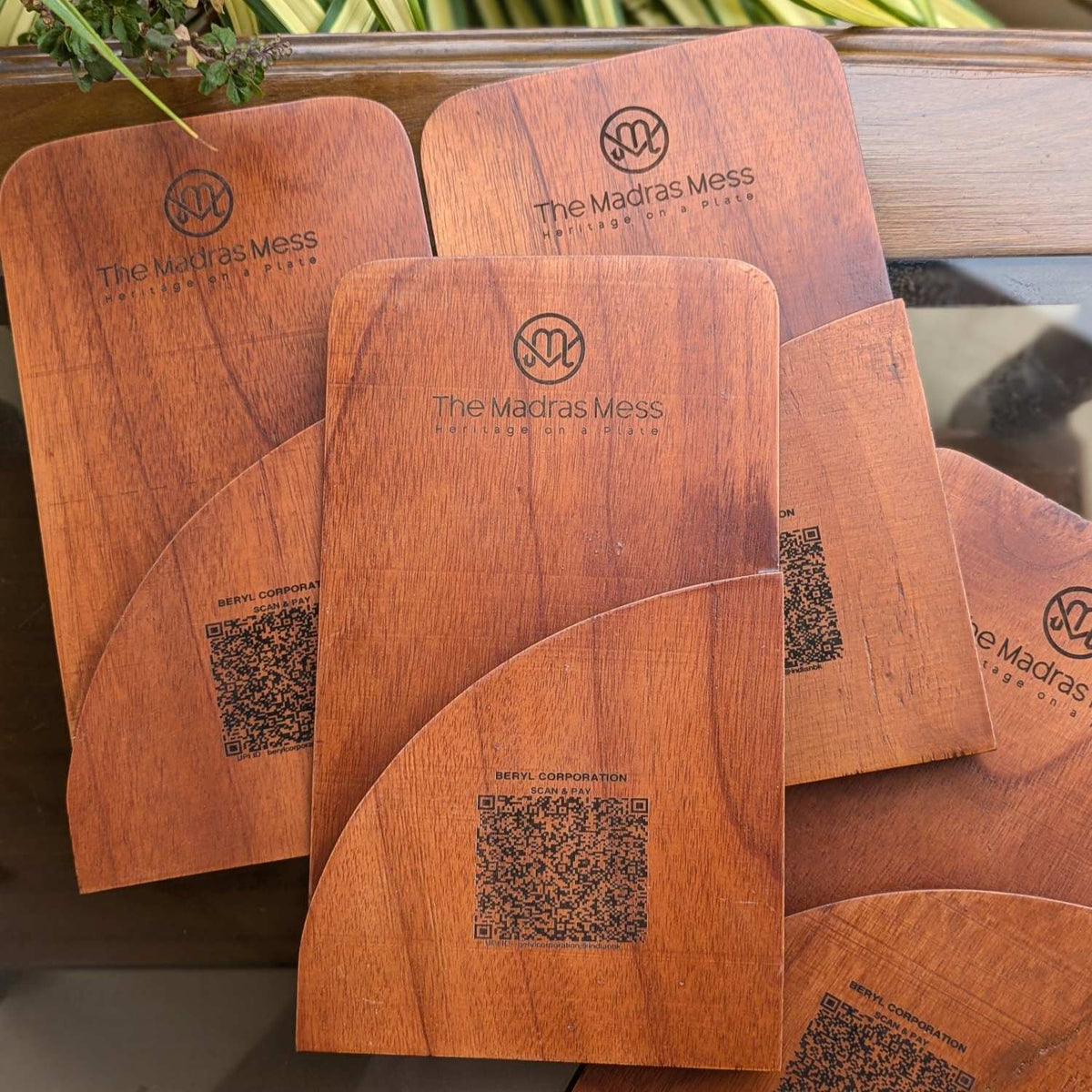 Custom Wooden Bill Folder for Restaurants &amp; Cafés | Engraved QR Code, Card &amp; Cash Folder