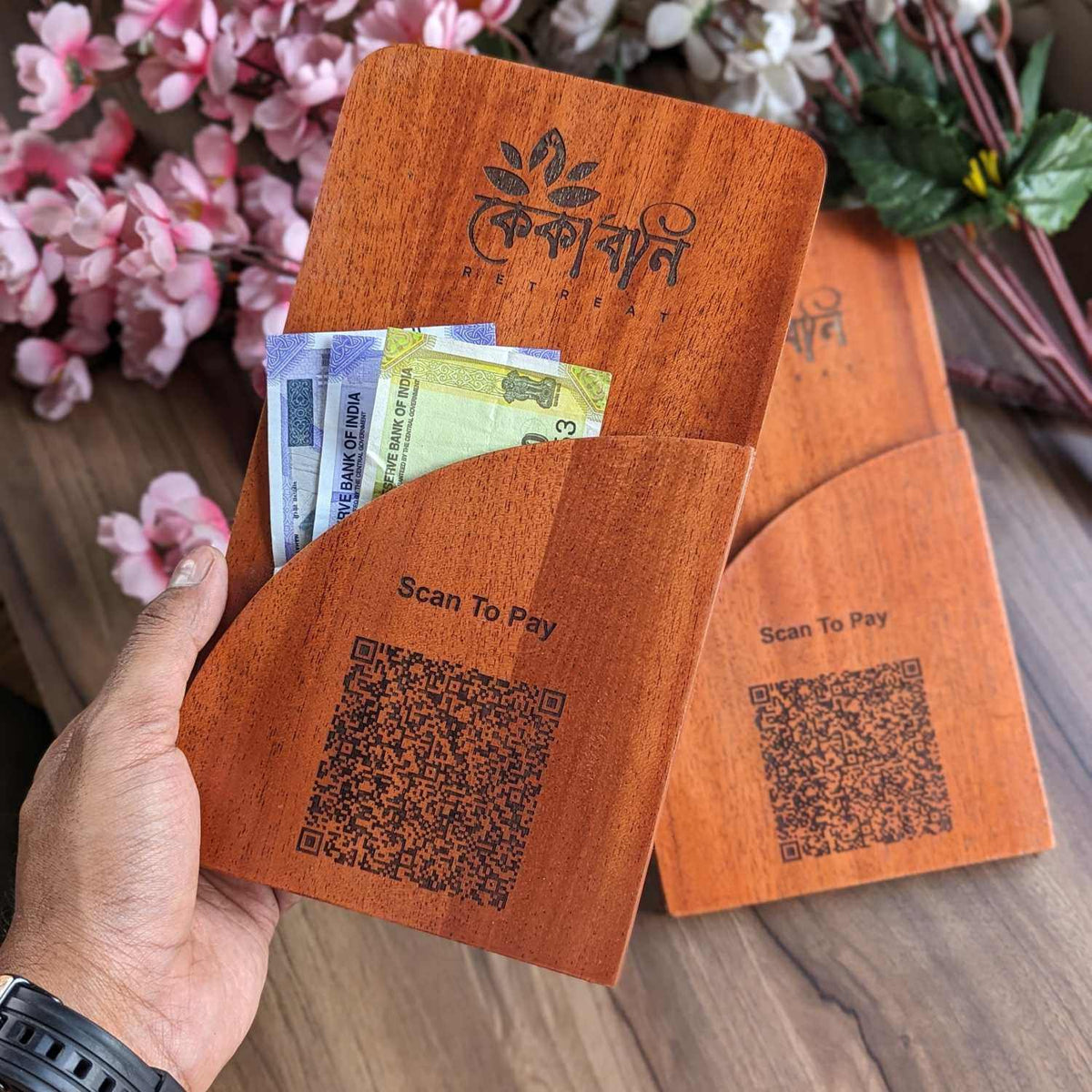 Custom Wooden Bill Folder for Restaurants &amp; Cafés | Engraved QR Code, Card &amp; Cash Folder