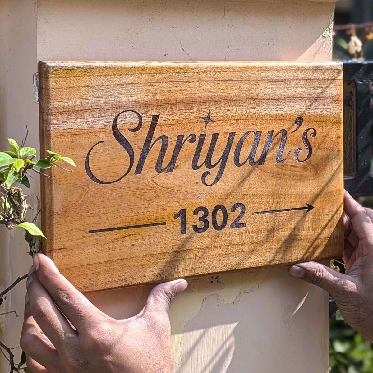 Rectangular Minimalist Modern Wood Nameplate Customized  For Home &amp; Office