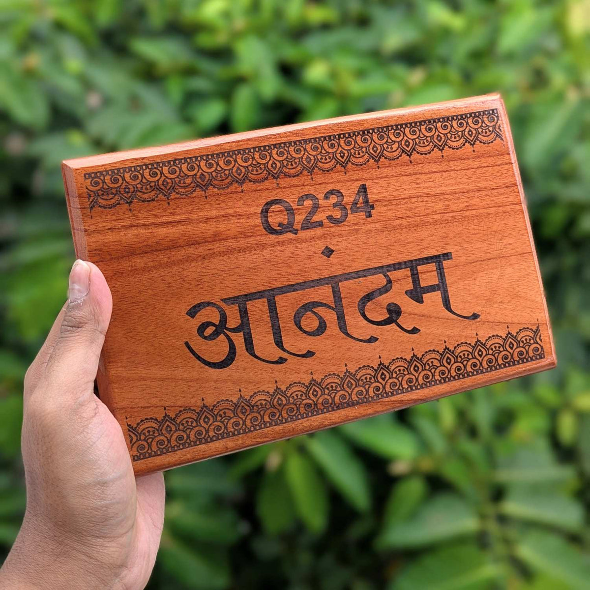 Rectangular Minimalist Modern Wood Nameplate Customized  For Home &amp; Office