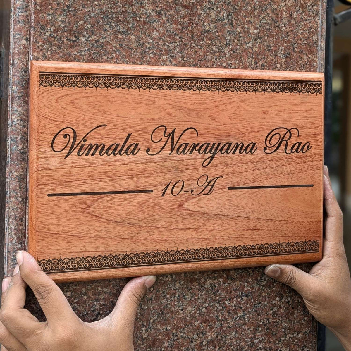 Rectangular Minimalist Modern Wood Nameplate Customized  For Home &amp; Office