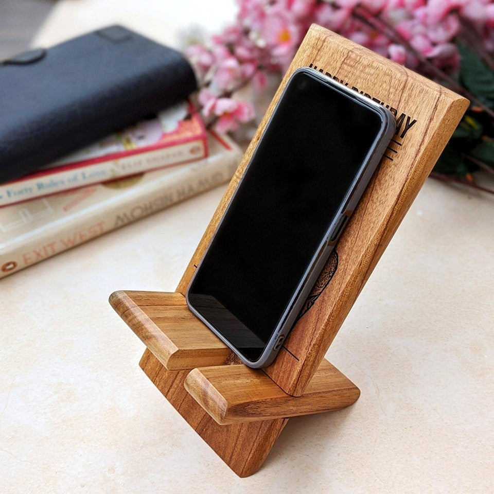 Engraved Wooden Mobile Phone Stand | Personalized Gift For Mom & Dad