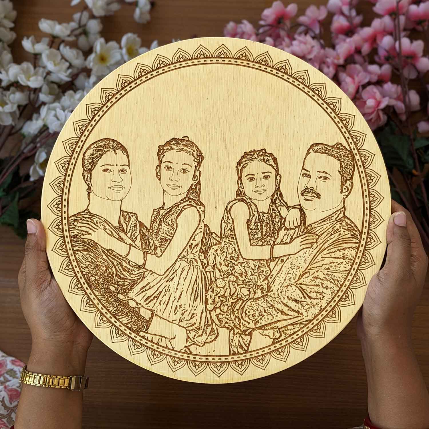 Circle of Love - Personalized Wooden Family Portrait Frame