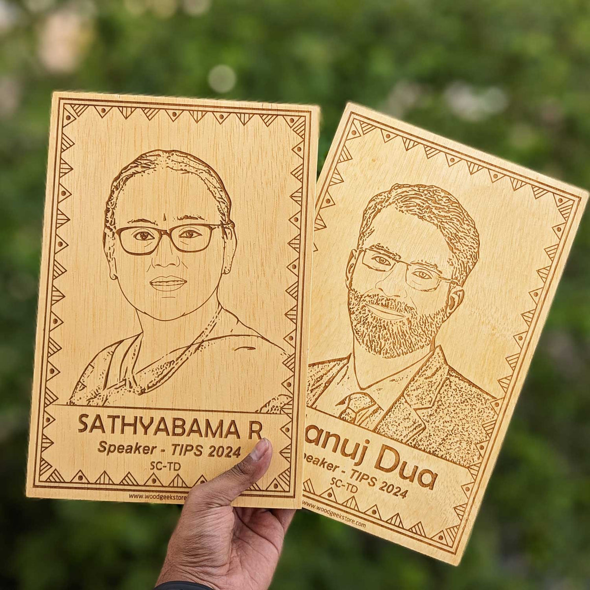 Custom Engraved Wooden Plaques for Corporate Event Gifts | Personalized Return Gifts