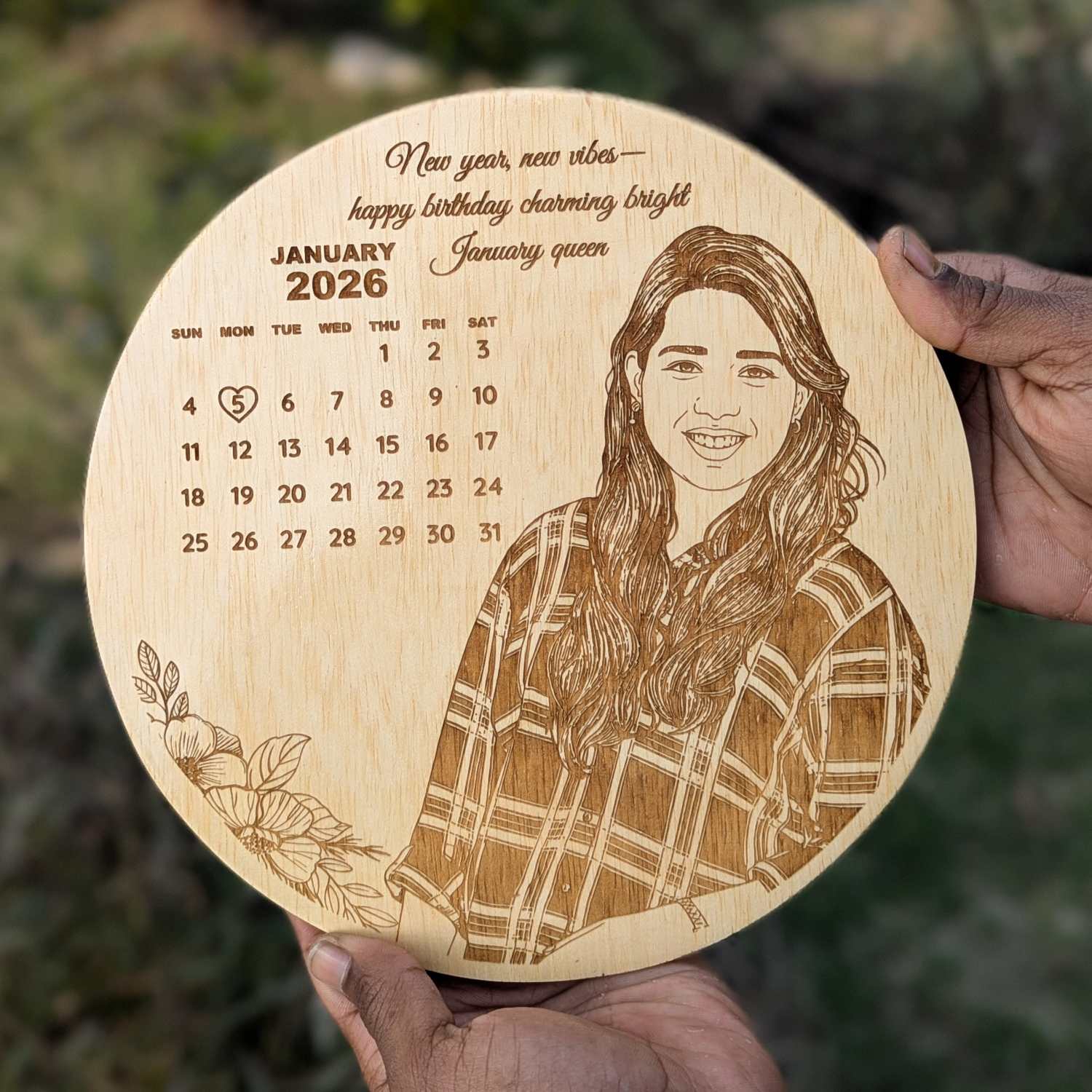 Personalized Engraved Wood Frame with Couple Photo & Special Date | Romantic Gift for Valentine’s Day & Anniversaries
