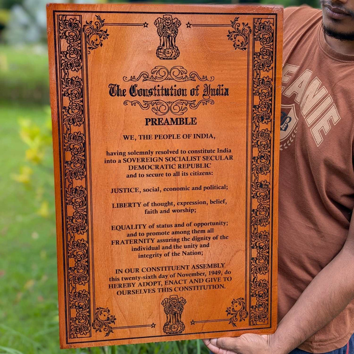 Constitution Of India Engraved In Wood | Patriotic Gift For Politicians