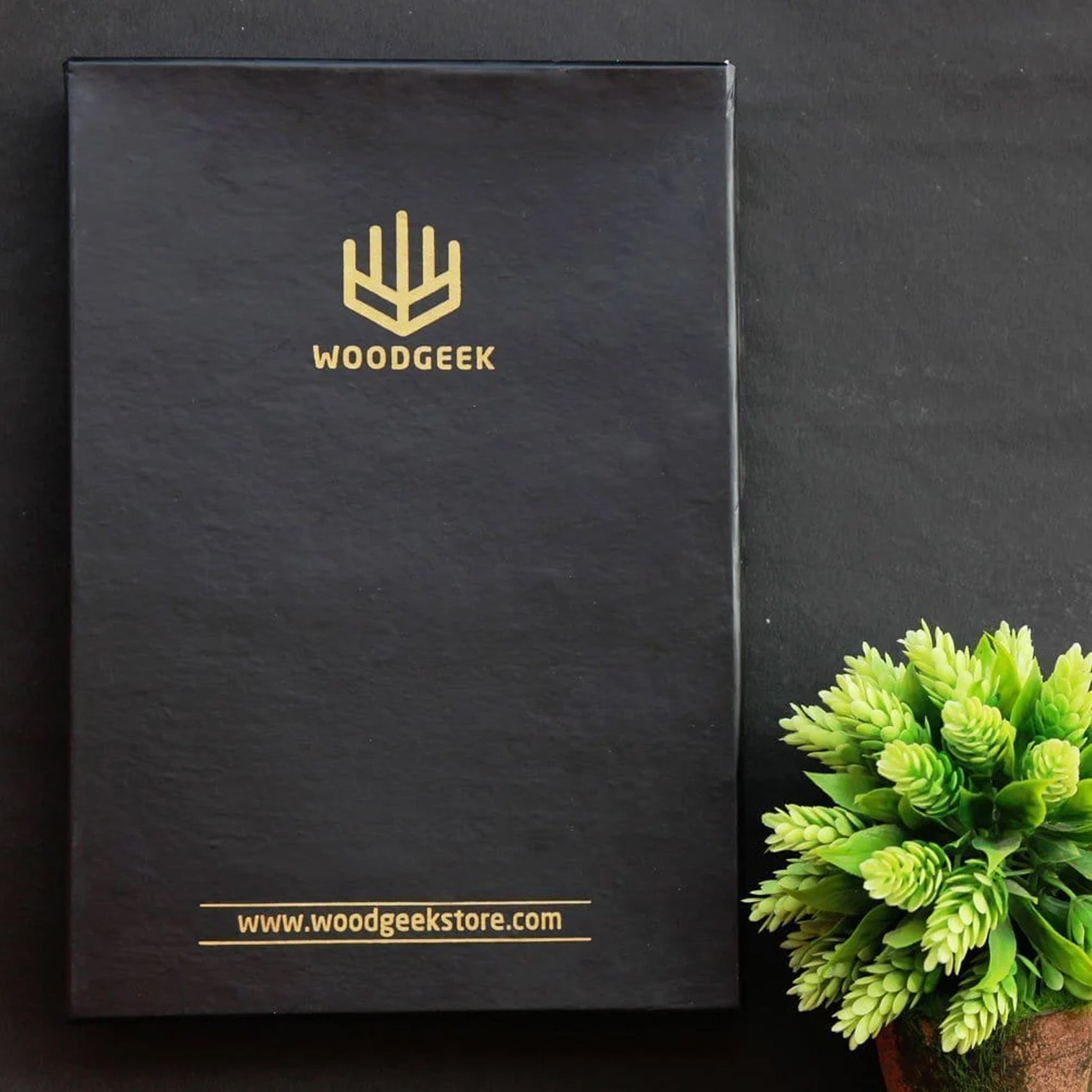 Wooden Perpetual Desk Calendar | Customizable Corporate Gift