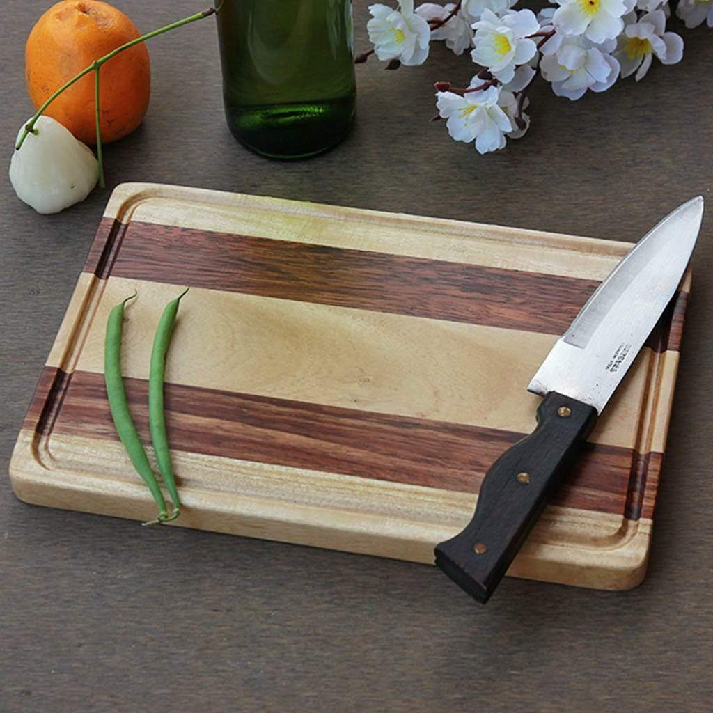 Mum & Dad's Kitchen Personalized Wooden Cutting Board