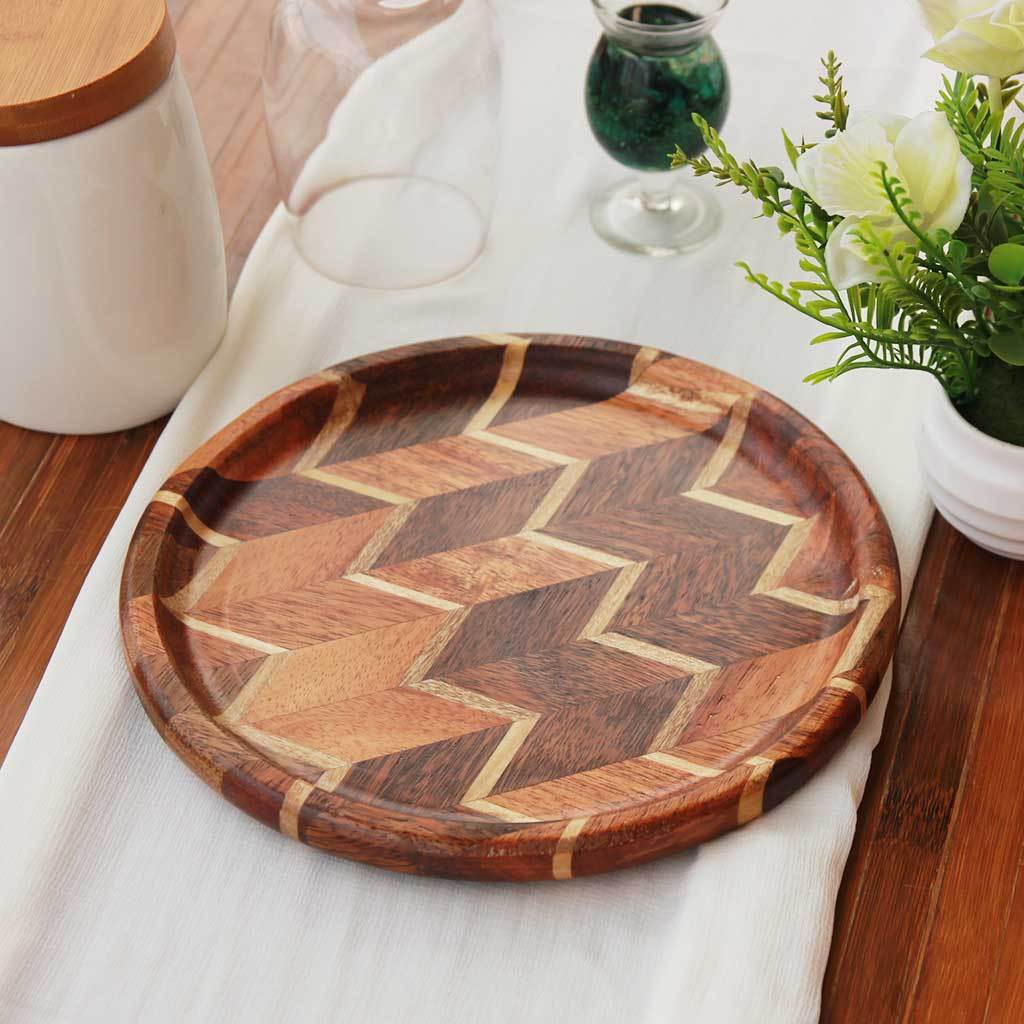 Chevron Pattern Tray. A Round Wooden Serving Tray. This wooden tray can also be used for decorative purposes.