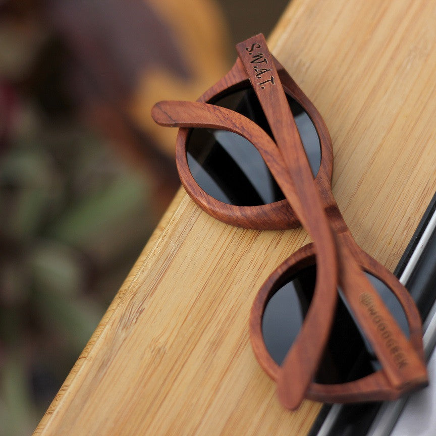 The Hipster - rosewood round sunglasses