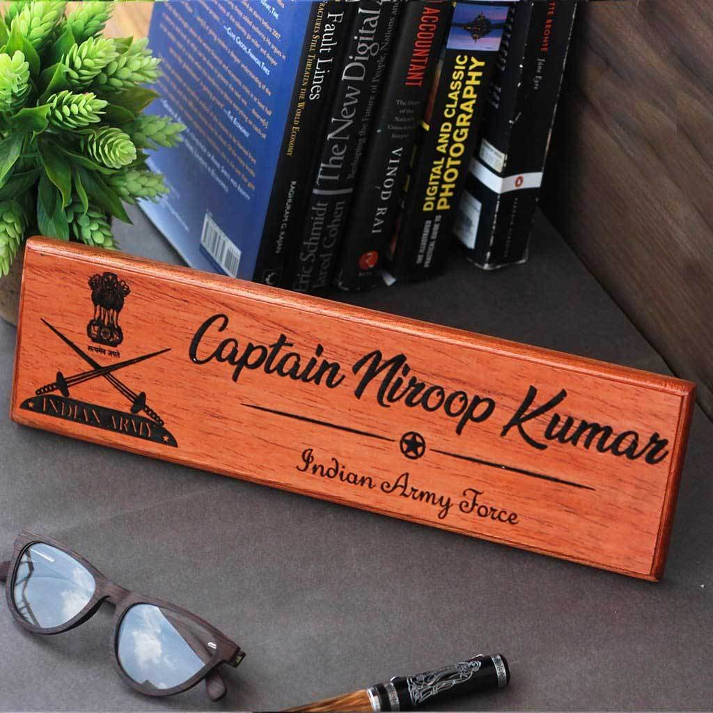 Personalized Wooden Name Plates For Army Officers. These engraved name plates are the best gifts for army officers and make unique military gifts. his office name plate can be used as a desk name plate or door name plate.