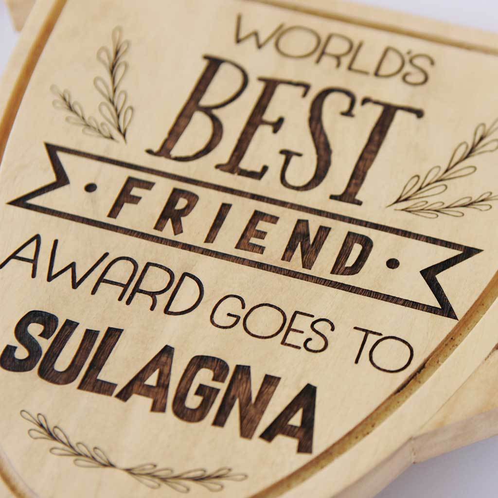 World&#39;s Best Friend Wooden Award Trophy. Personalized Trophies and Awards make great Birthday Gift Ideas for Best Friend. Looking for friendship day gifts for friends? This will make unique gifts for friends.