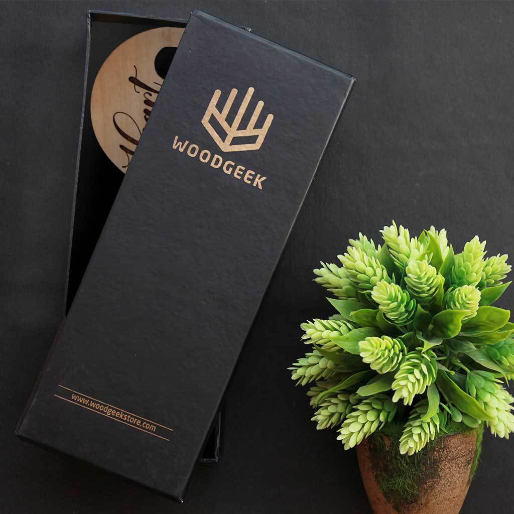 Sturdy Black Box Packaging For Wooden Signs