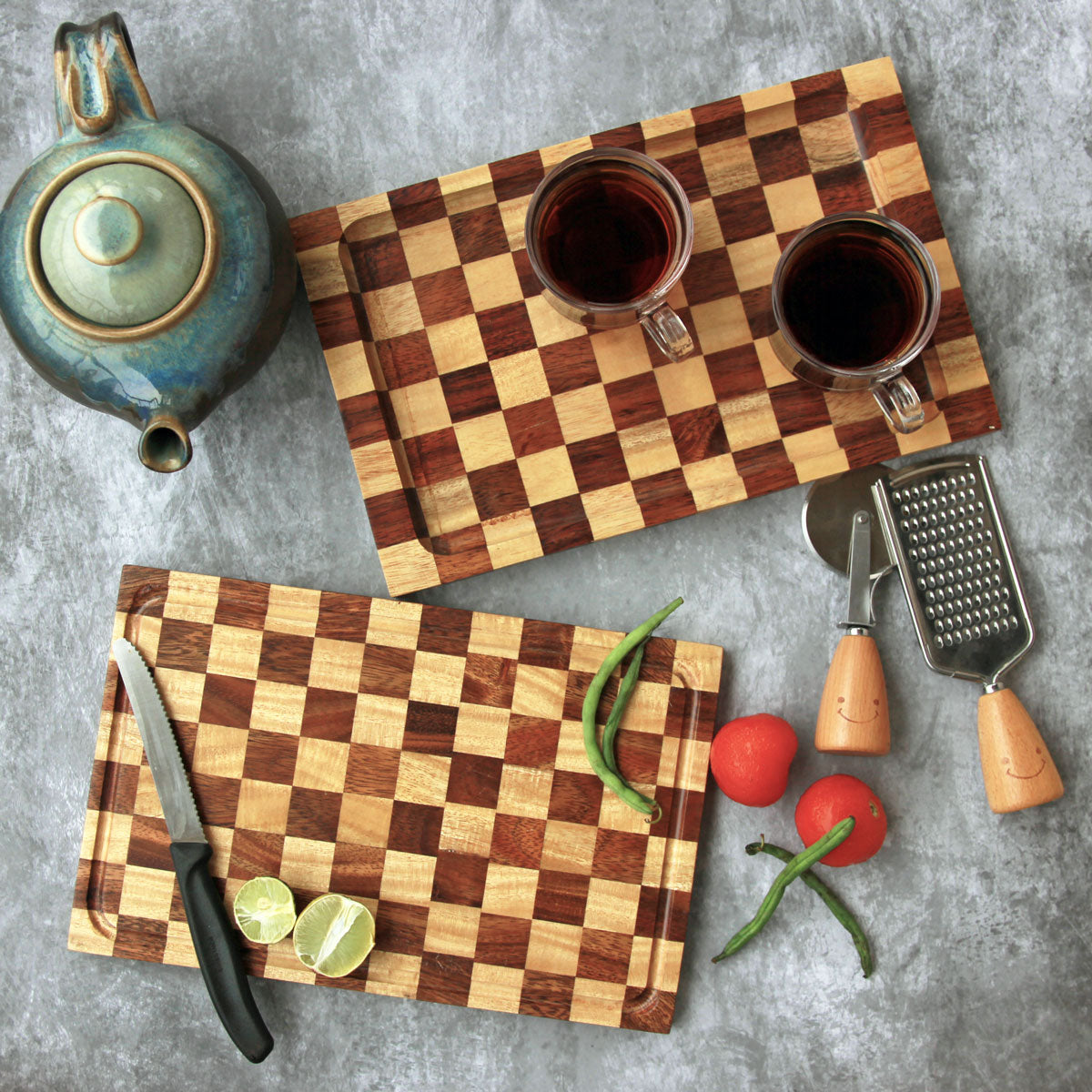Chessboard Design Wood Tray & Chopping Board: Set of 2 | Birthday Gift Set