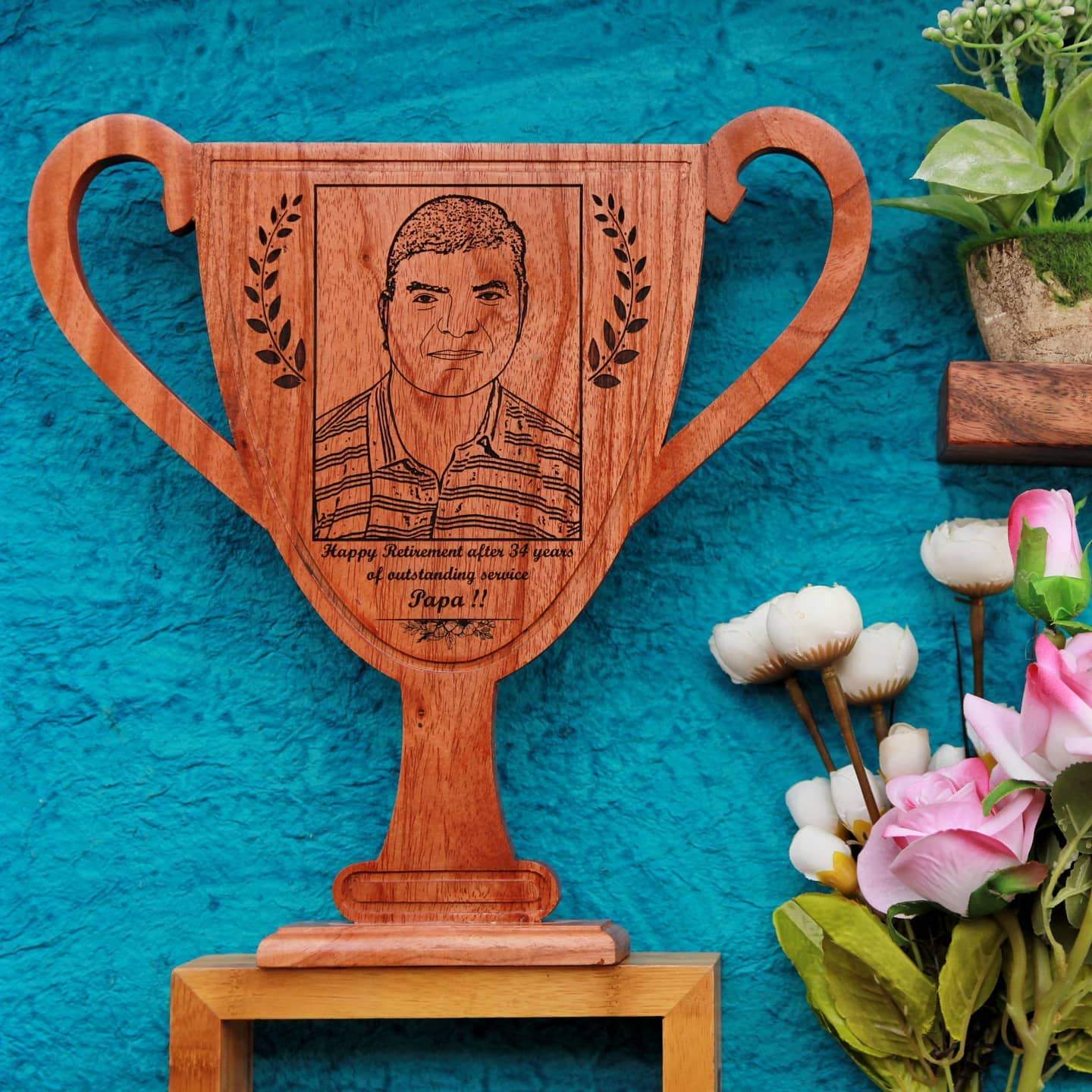 World's Best Dad In History Customized Wooden Award | Gift For Dad