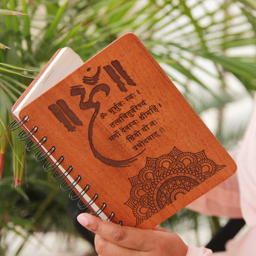 Om Bhur Bhuvaḥ Swaḥ - Gayatri Mantra - Personalized Wooden Notebook