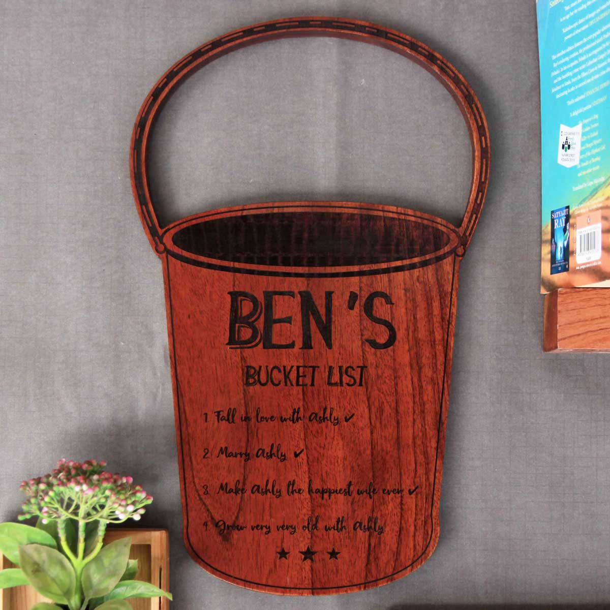 Romantic Bucket List Wood Sign | Birthday Gift For Boyfriend &amp; Girlfriend
