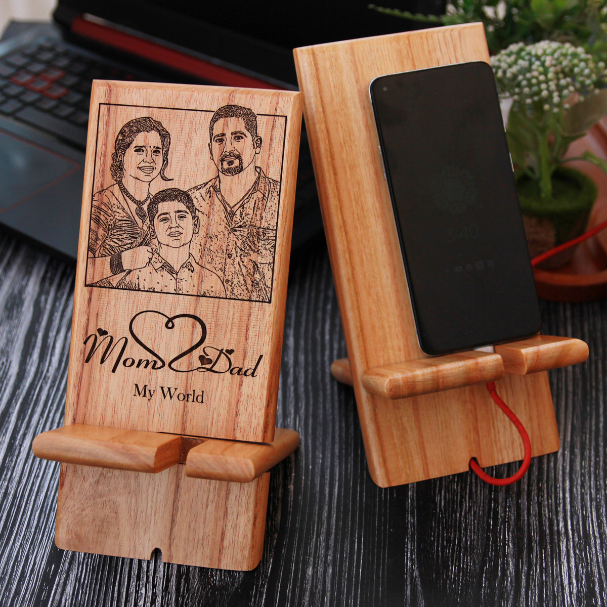 Engraved Wooden Mobile Phone Stand | Personalized Gift For Mom &amp; Dad