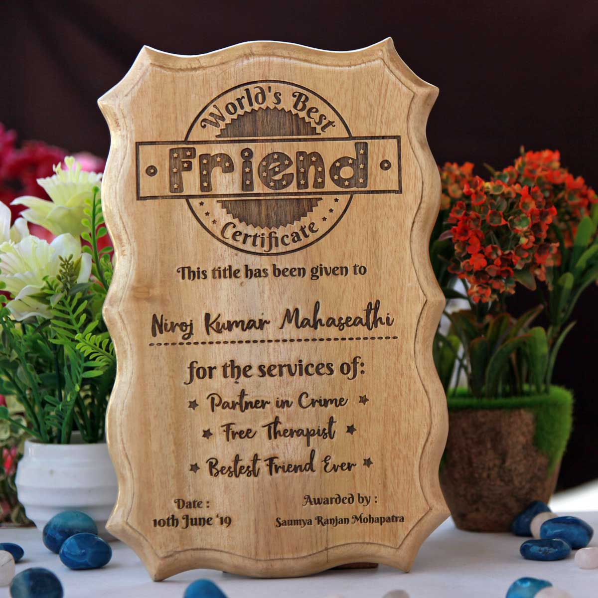 Personalized World&#39;s Best Friend Wooden Certificate